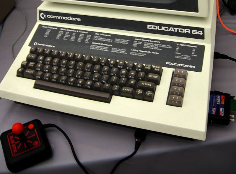 ¿Qué es Commodore y qué productos fabricó?